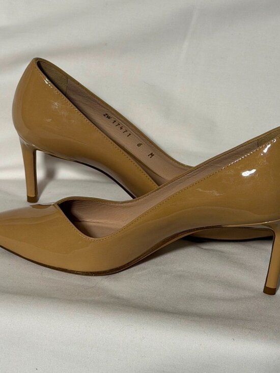 Stuart Weitzman Nude/Beige Patent Leather Power Pumps - Picture 8 of 9